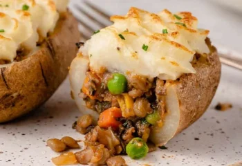 Shepherds Pie Stuffed Potatoes - LARGE
